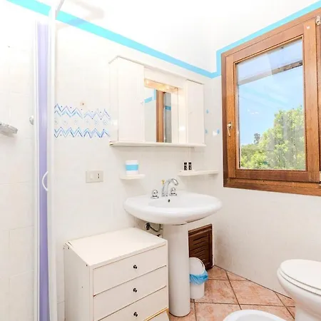 Beachfront -private Garden And Tavolara Views Apartment *
