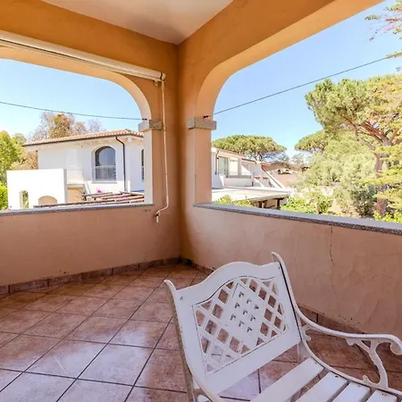Beachfront -private Garden And Tavolara Views Porto San Paolo (Sardinia)